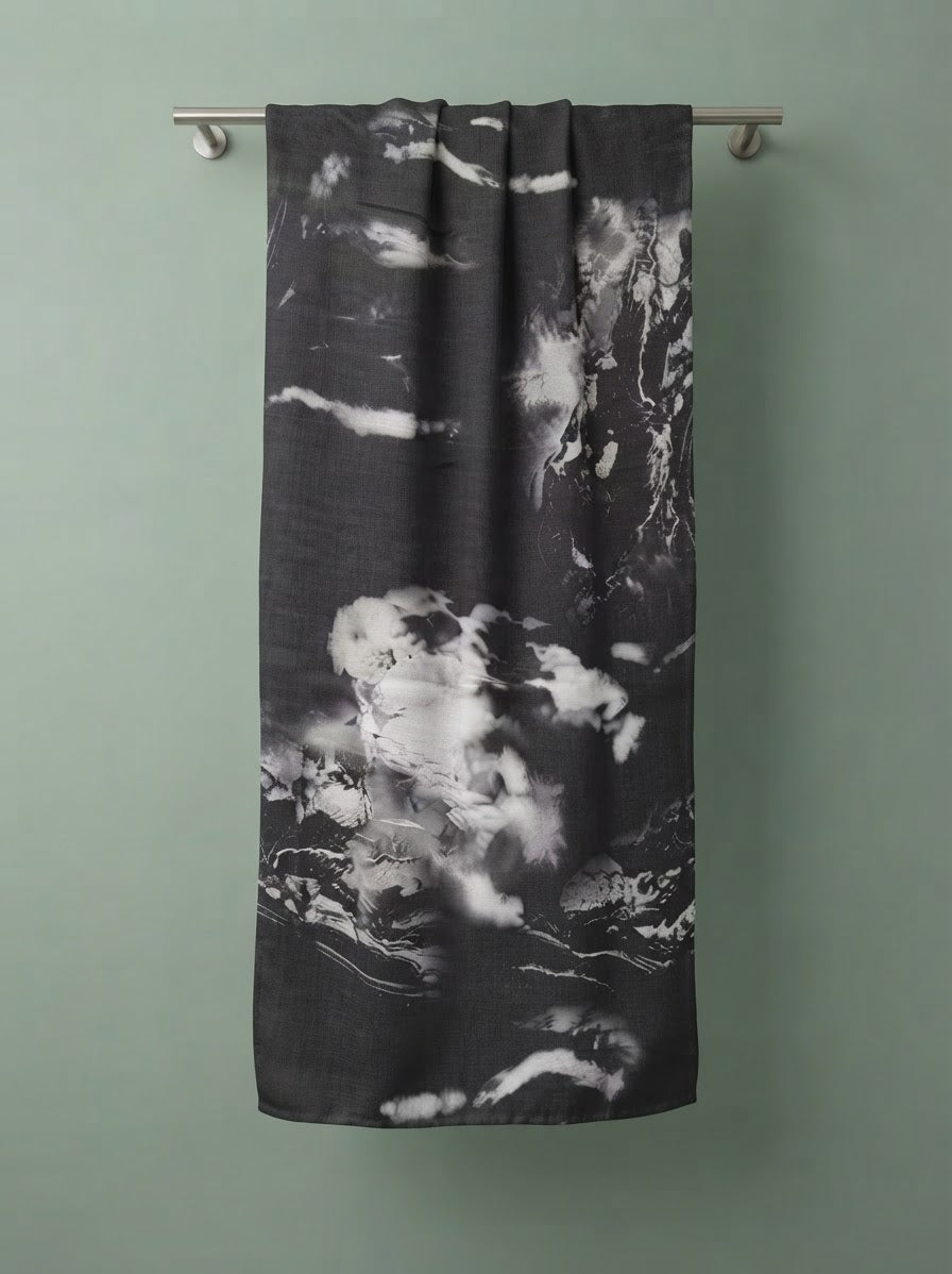 Modal Soft Hijab Soft - White and Black